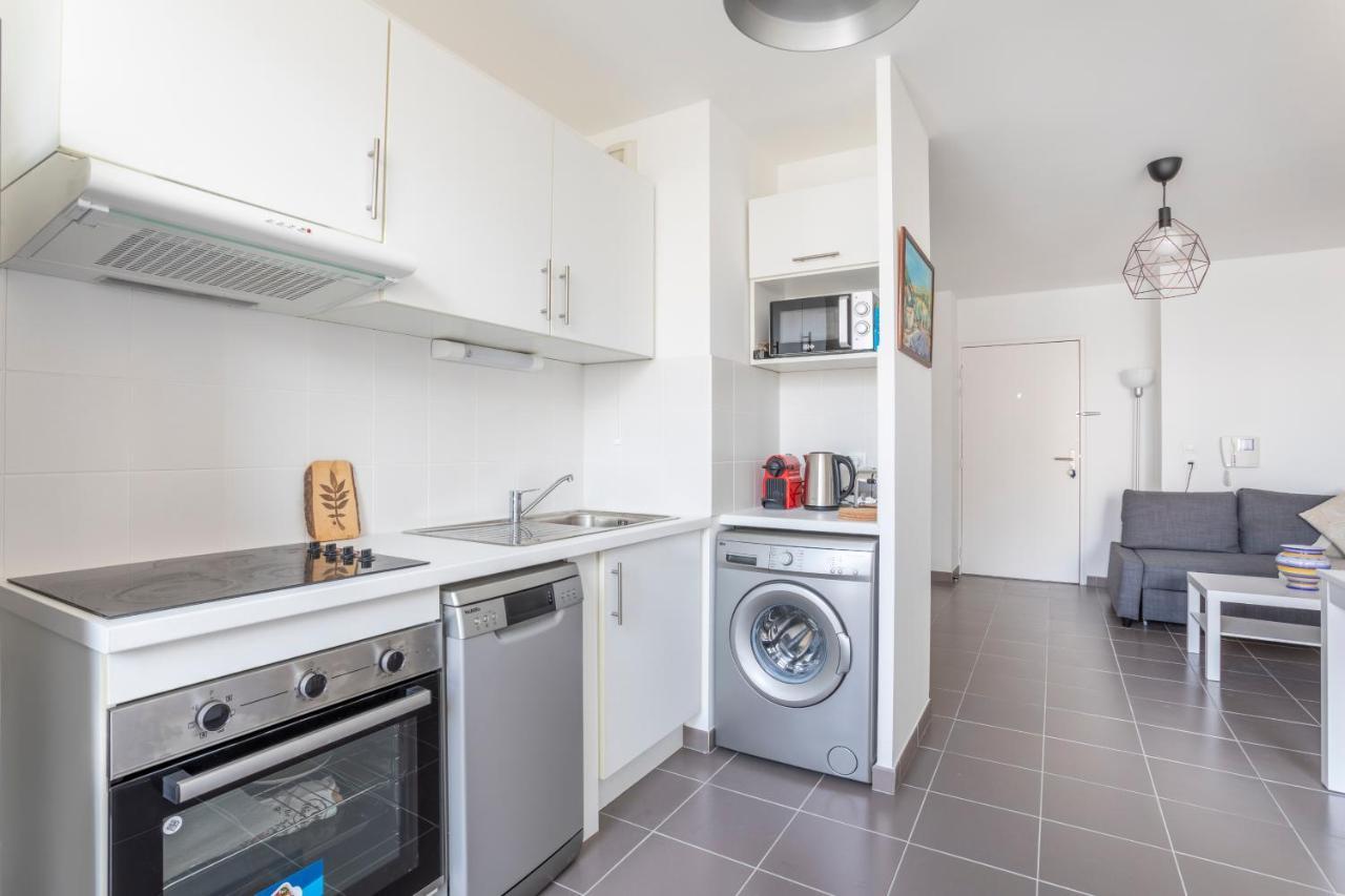 New Joliette Comfortable Well Located With Private Parking * Marseilles